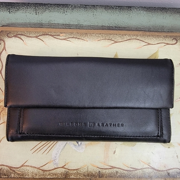 Wilsons Leather Handbags - Wilson Vintage Venice Clutch Wallet Black Leather